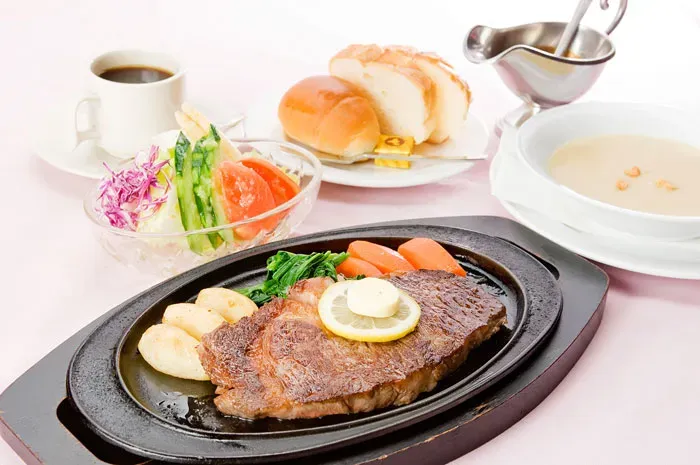 米沢牛ハンバーグステーキの画像