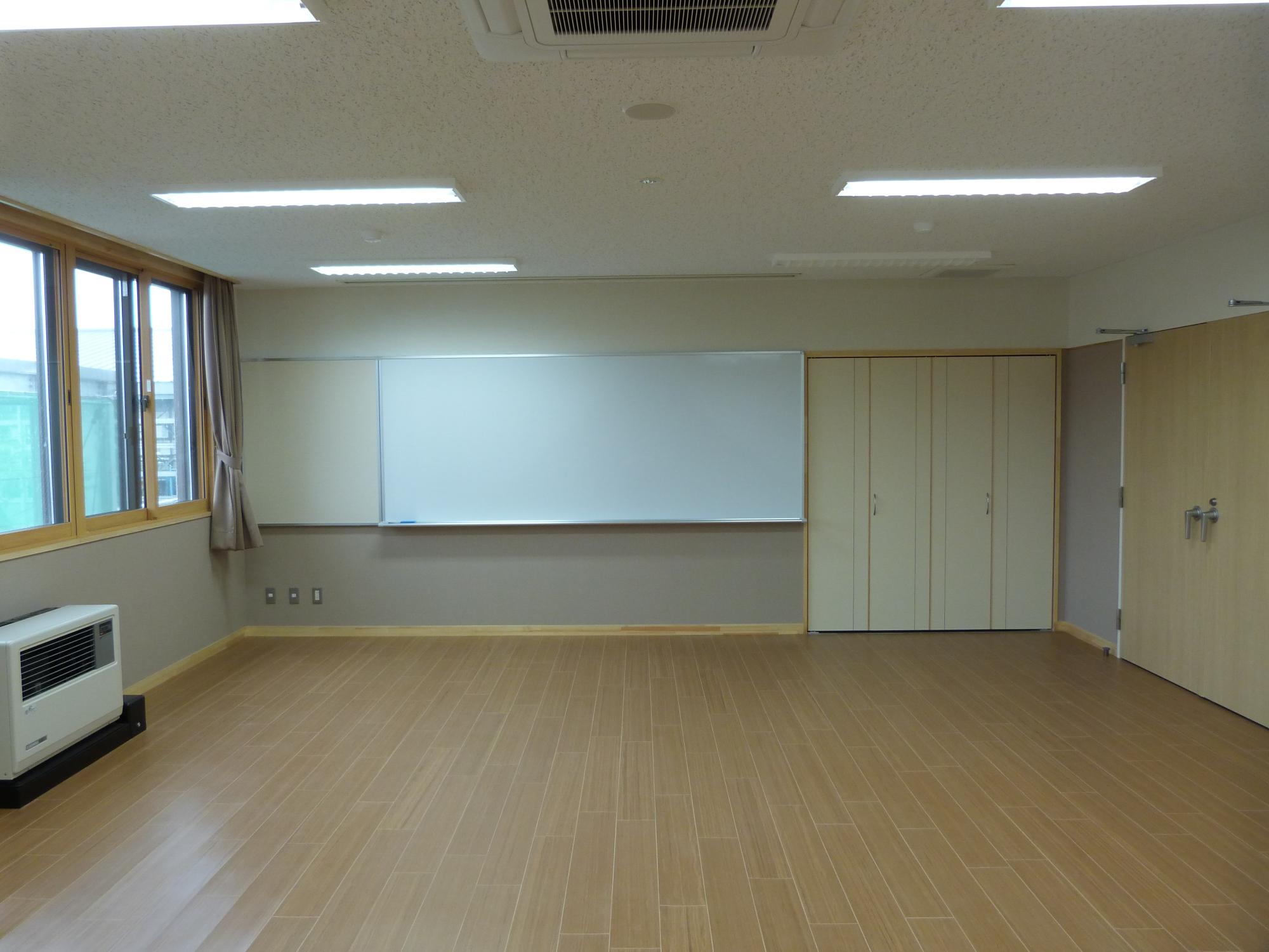 中部コミセン音楽室