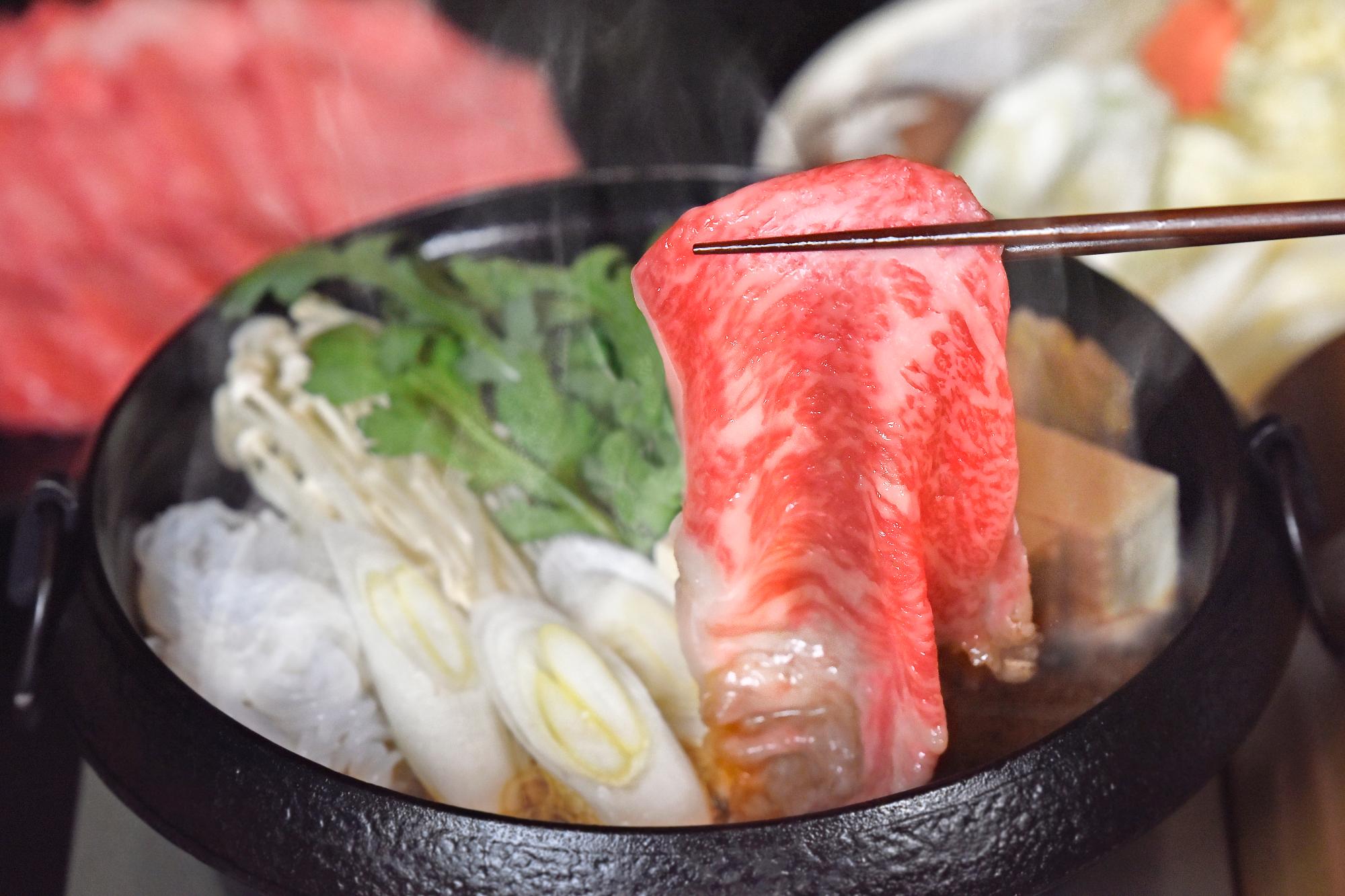 米沢牛のすき焼き（箸上げ）