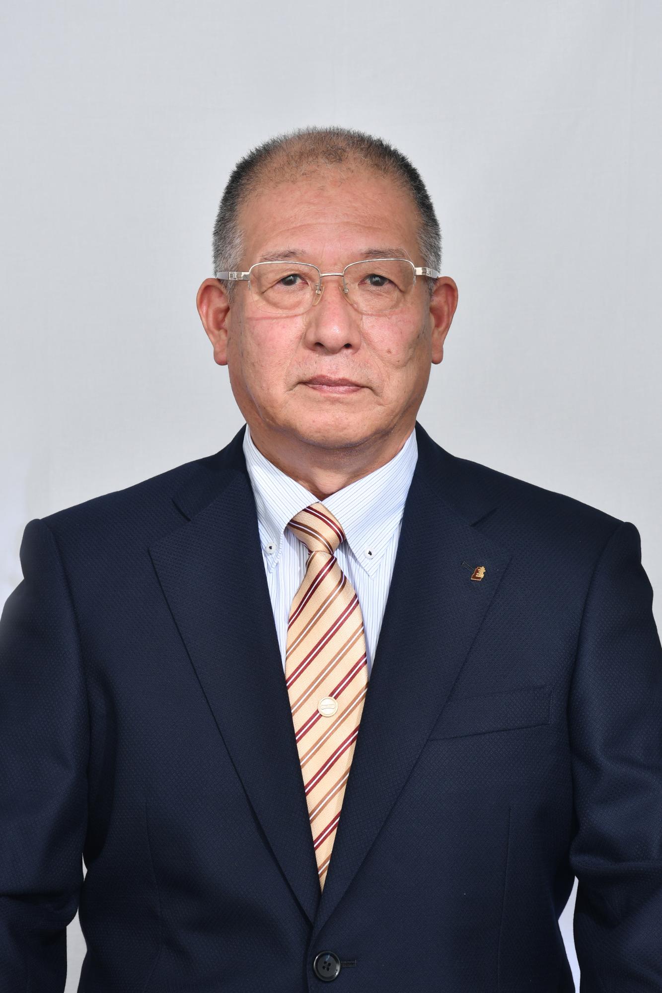 技能功労者の西方さんの顔写真