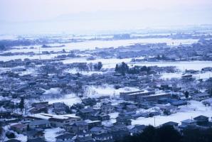 御成山からの市街地の雪景色