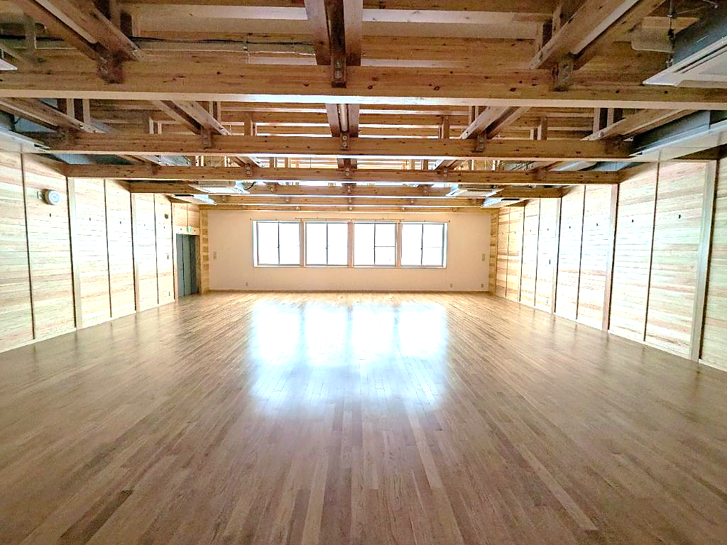 広幡コミセン多目的ホール