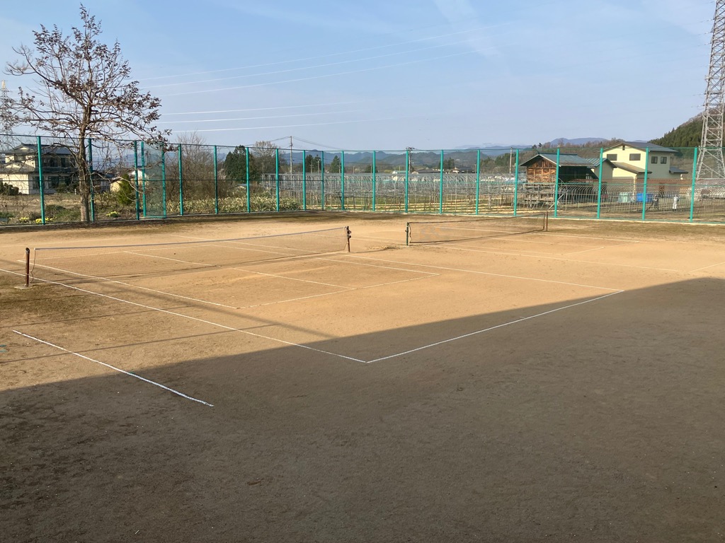旧米沢市立第五中学校_テニスコート