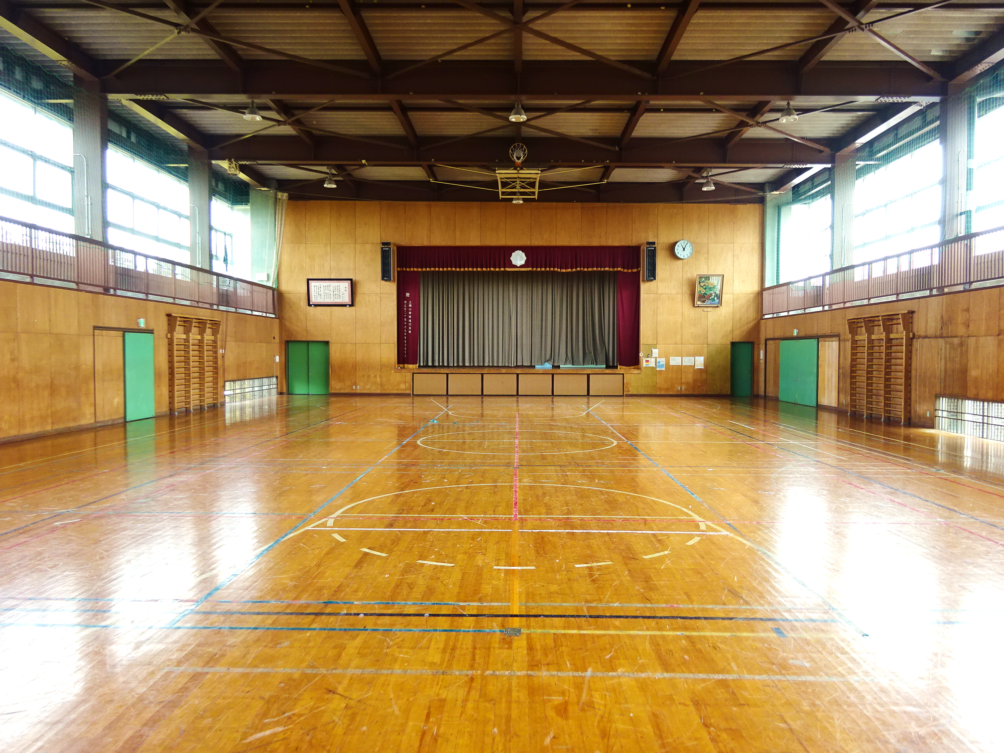 旧米沢市立上郷小学校浅川分校_屋内運動場