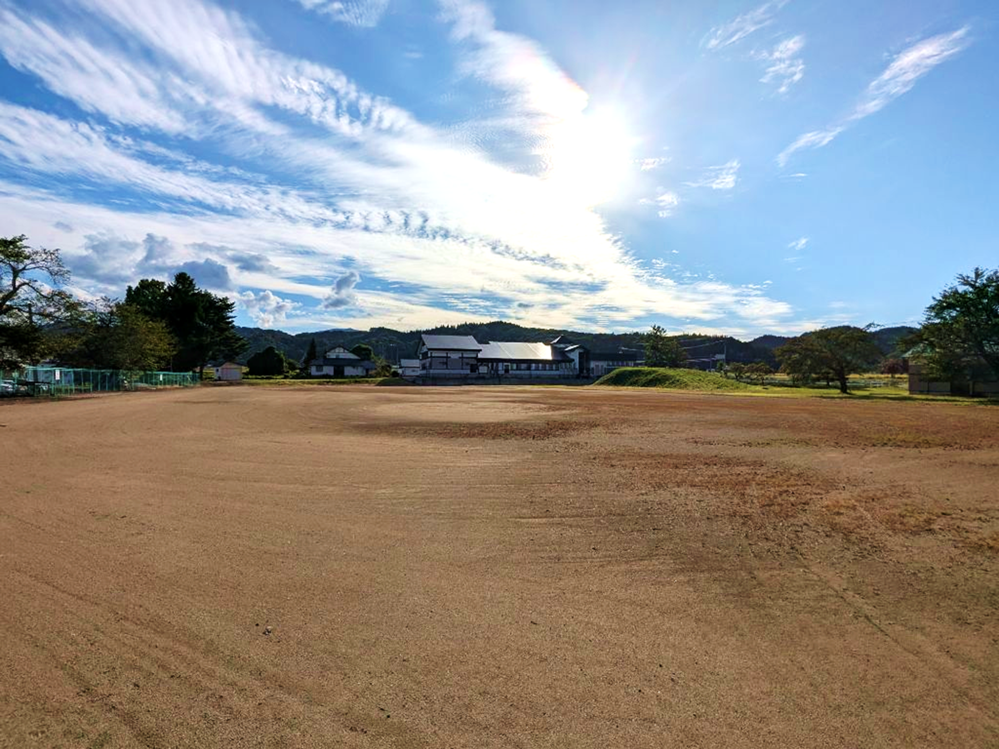 旧米沢市立三沢東部小学校_屋外運動場